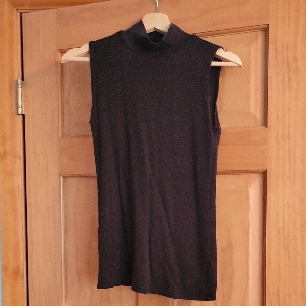 Croft & Barrow Black Sleeveless Tank Top